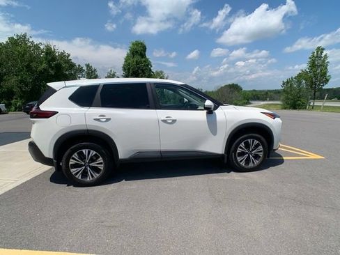 Certified 2023 Nissan Rogue SV AWD/4WD image 8