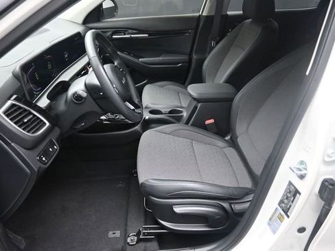 Used 2025 Kia Seltos S FWD image 18