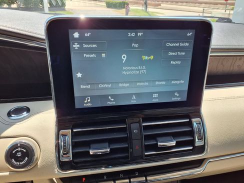 Used 2018 Lincoln Navigator Reserve w/ Technology Package AWD/4WD image 20