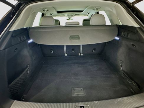 Used 2022 Audi Q5 2.0T Premium w/ Convenience Package image 31