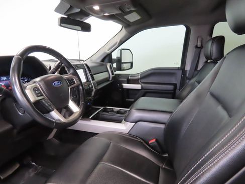 Used 2021 Ford F250 Lariat w/ Lariat Ultimate Package AWD/4WD image 8