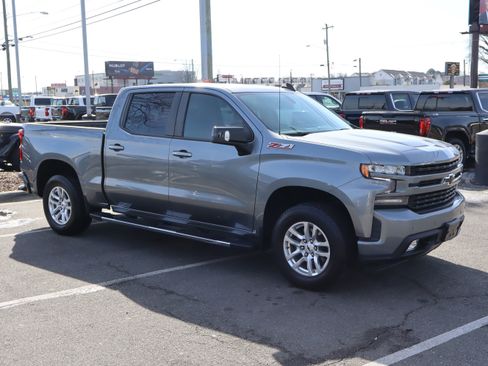 Used 2021 Chevrolet Silverado 1500 RST w/ Safety Package image 2