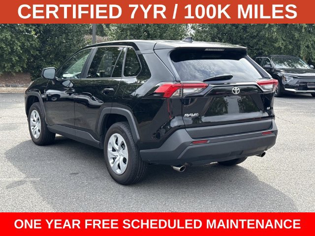 Used 2025 Toyota RAV4 LE FWD image 4