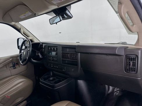 Used 2021 Chevrolet Express 3500 w/ Driver Convenience Package image 23