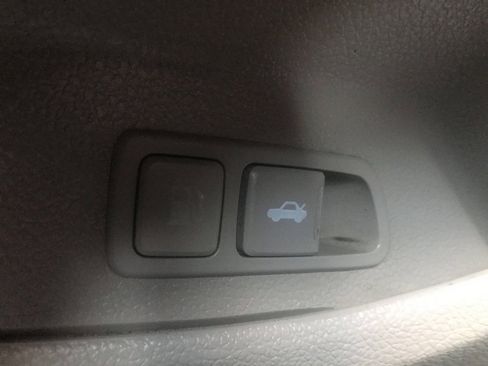 Used 2014 Kia Optima LX image 9