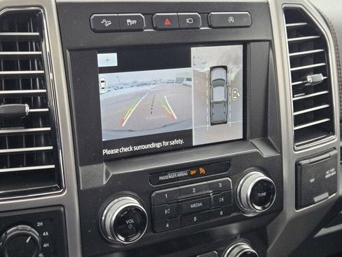 Used 2019 Ford F150 Platinum w/ Equipment Group 701A Luxury image 24