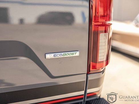 Used 2019 Ford F150 Lariat w/ Equipment Group 502A Luxury AWD/4WD image 14