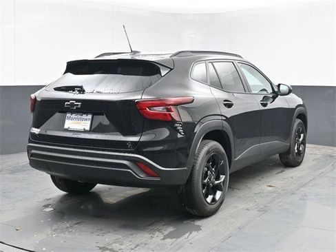 New 2026 Chevrolet Trax LT w/ Midnight Edition image 14
