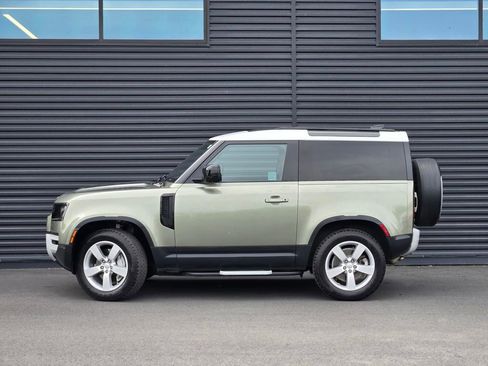 Used 2021 Land Rover Defender 90 First Edition AWD/4WD image 4