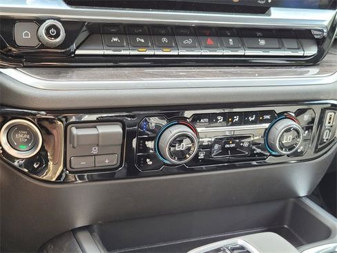 New 2025 Chevrolet Silverado 1500 LTZ w/ LTZ Convenience Package II image 19