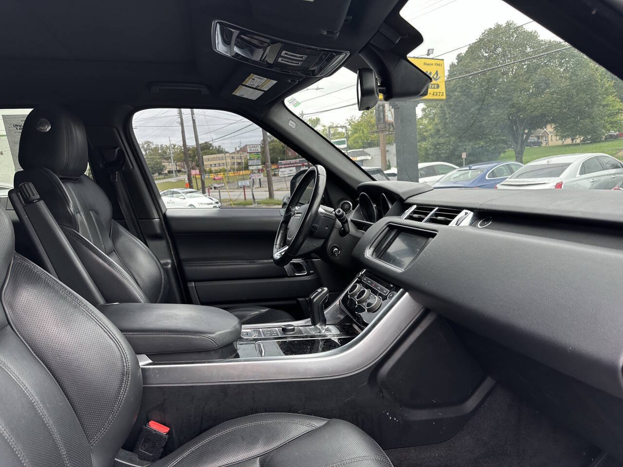 Used 2016 Land Rover Range Rover Sport HSE AWD/4WD image 16