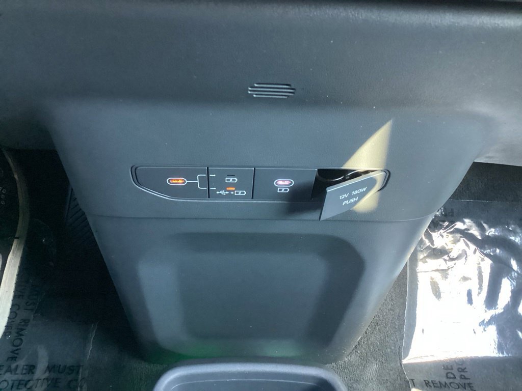 Used 2024 Kia EV9 Land AWD/4WD image 27