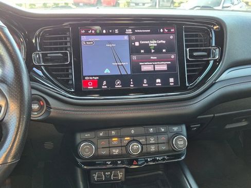 Used 2022 Dodge Durango R/T RWD image 11