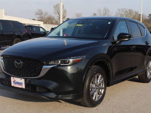 Used 2025 MAZDA CX-5 AWD 2.5 S w/ Preferred Package image 3