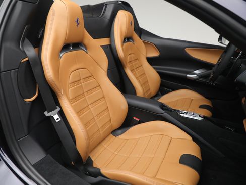 Certified 2024 Ferrari SF90 Spider AWD/4WD image 18
