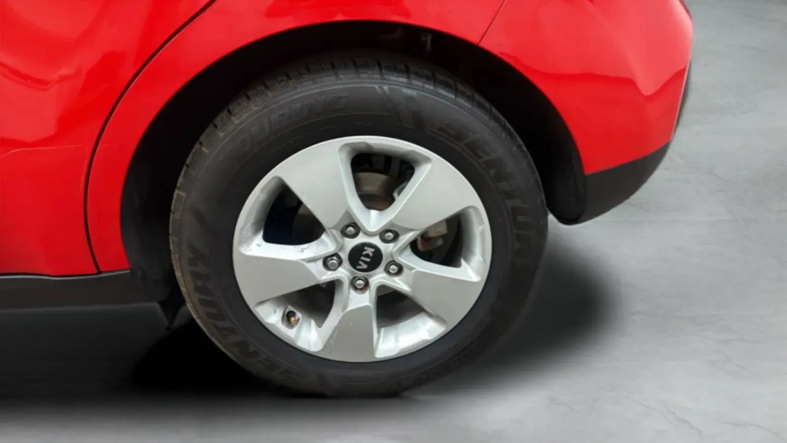 Used 2019 Kia Soul FWD image 25