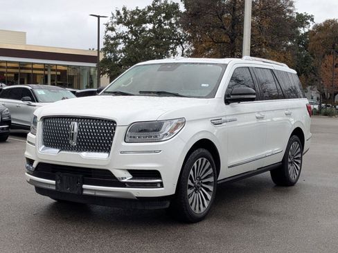 Used 2021 Lincoln Navigator Reserve w/ Luxury Package image 7