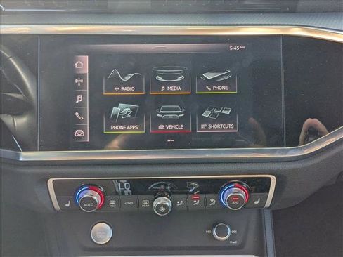 Used 2020 Audi Q3 2.0T Premium w/ Convenience Package image 13