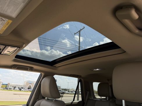 Used 2023 Toyota 4Runner SR5 Premium w/ Moonroof Package AWD/4WD image 25