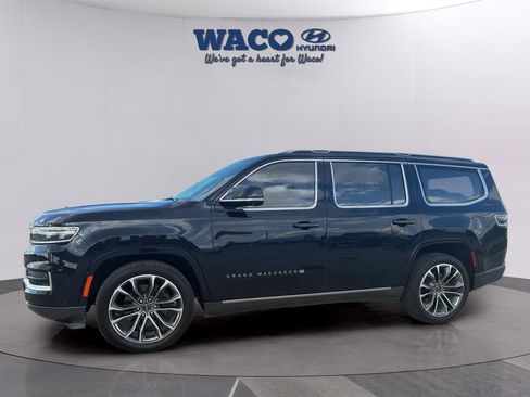 Used 2022 Jeep Grand Wagoneer Series III image 5
