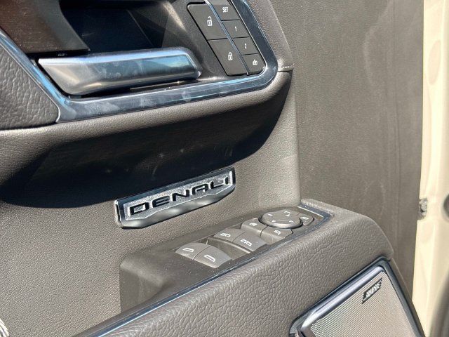 New 2026 GMC Sierra 1500 Denali w/ Denali Reserve Package AWD/4WD image 16