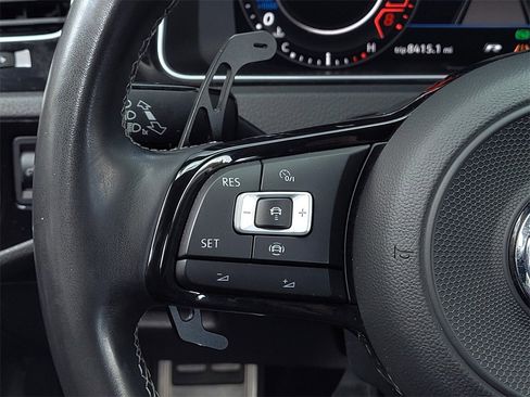 Used 2019 Volkswagen Golf R 4-Door image 23