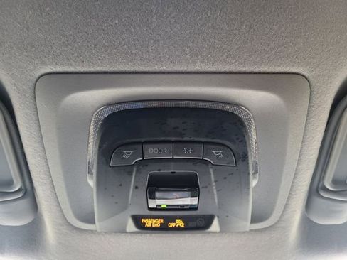 Used 2023 Toyota Corolla Cross LE image 27