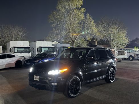 Used 2014 Land Rover Range Rover Sport HSE image 28