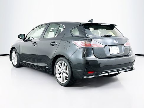 Used 2017 Lexus CT 200h w/ Seat Comfort Package image 5