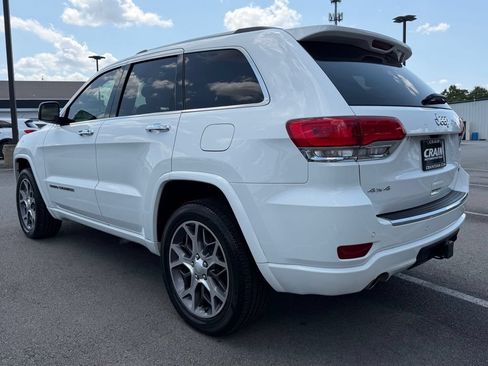 Used 2020 Jeep Grand Cherokee Overland AWD/4WD image 5