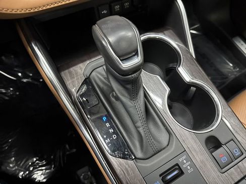 Used 2021 Toyota Highlander Platinum image 23