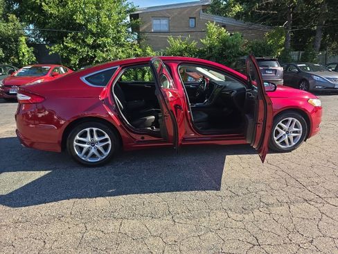 Used 2016 Ford Fusion SE w/ Equipment Group 202A FWD image 28