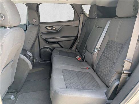 Used 2021 Chevrolet Blazer LT FWD image 18