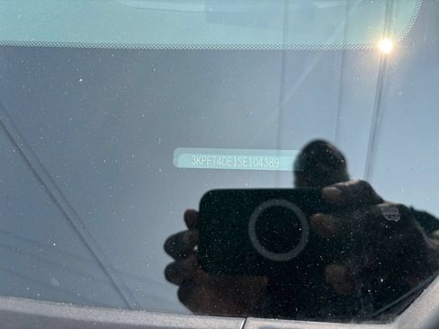 Used 2025 Kia K4 FWD image 28