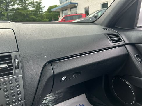 Used 2010 Mercedes-Benz C 300 4MATIC Sedan image 20