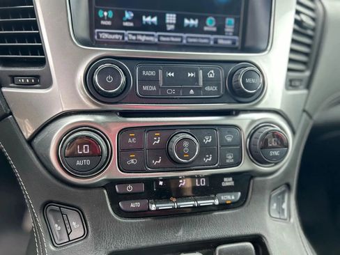 Used 2019 Chevrolet Tahoe LT image 23