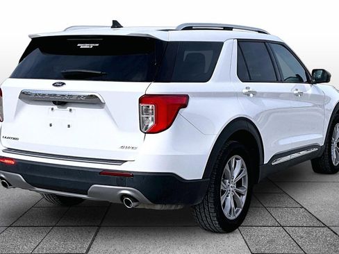 Used 2023 Ford Explorer Limited image 11