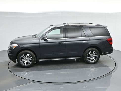 Used 2022 Ford Expedition Limited image 48