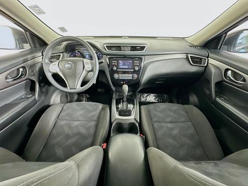 Used 2015 Nissan Rogue S image 10