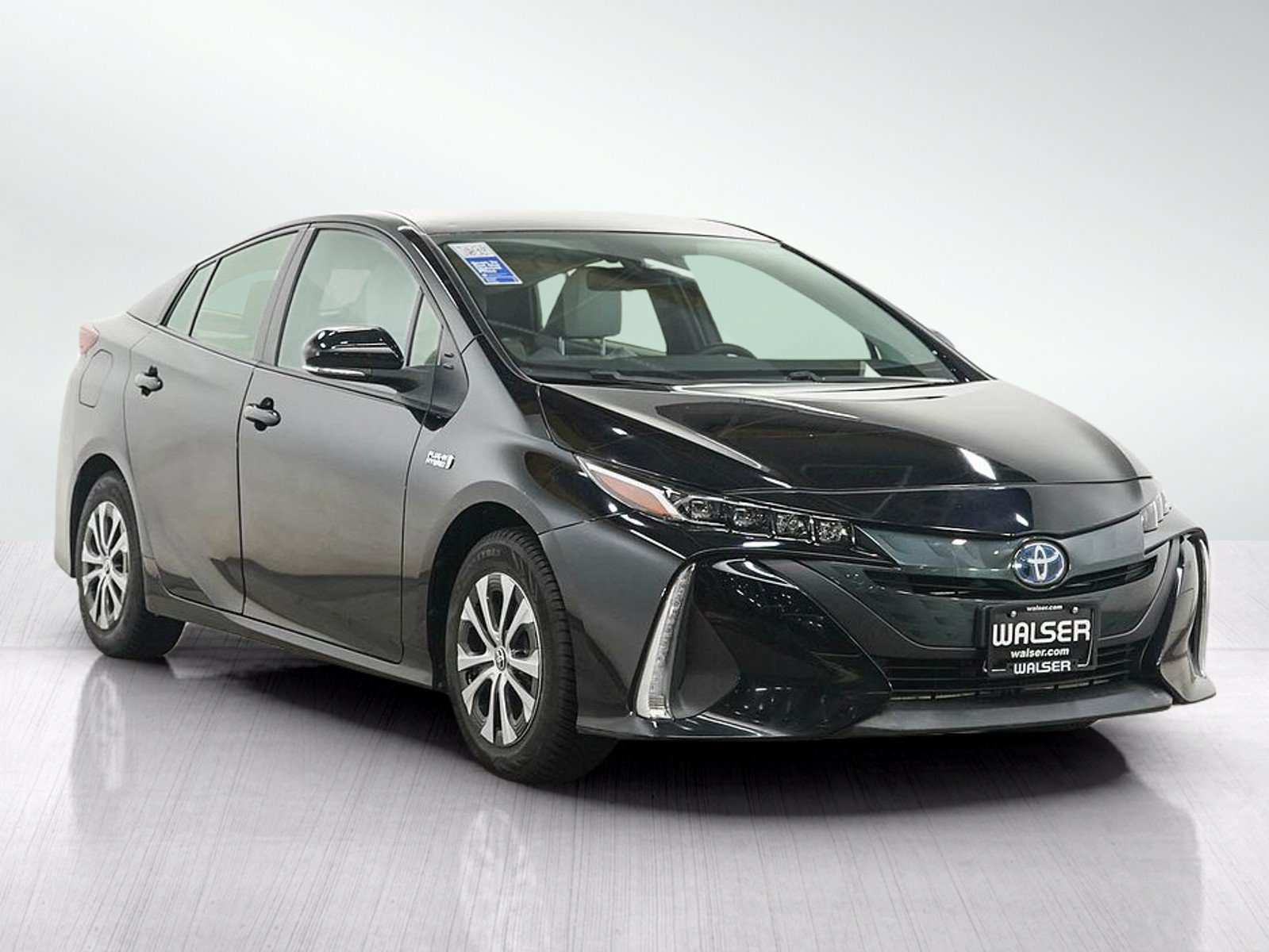 Used 2022 Toyota Prius Prime XLE FWD image 7