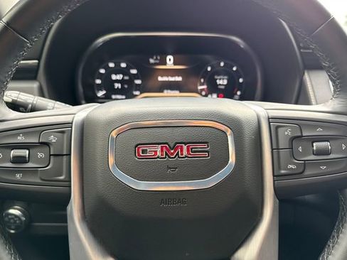 Used 2024 GMC Yukon SLT AWD/4WD image 37