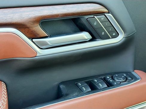 New 2026 GMC Sierra 2500 Denali Ultimate AWD/4WD image 15