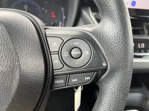 Used 2026 Toyota Corolla LE FWD image 16