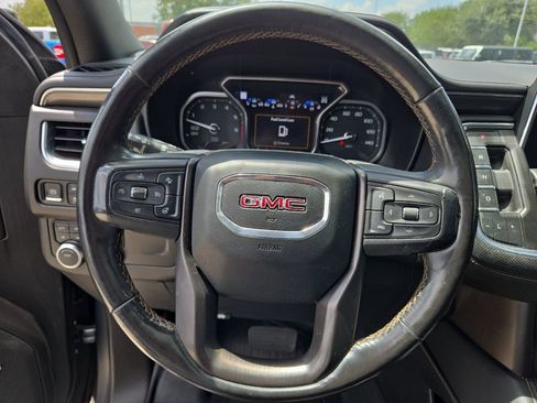 Used 2021 GMC Yukon AT4 w/ AT4 Premium Package AWD/4WD image 26