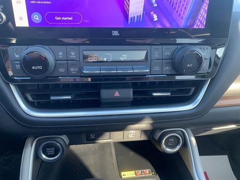 Used 2024 Toyota Grand Highlander Platinum image 24