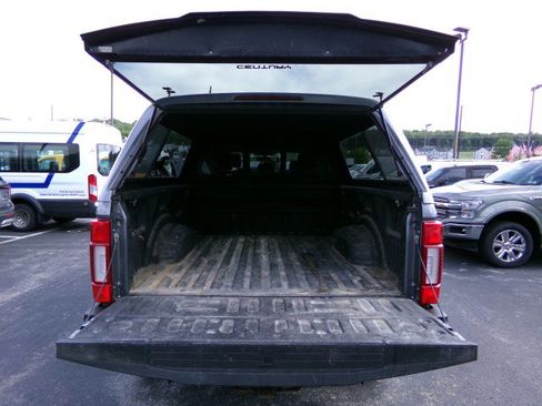 Used 2021 Ford F250 Lariat AWD/4WD image 32