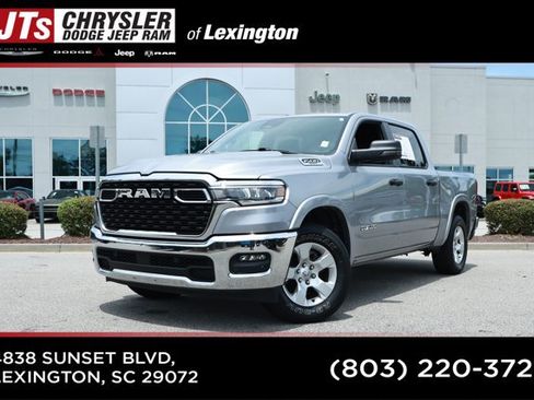 Used 2025 RAM 1500 Big Horn AWD/4WD image 1