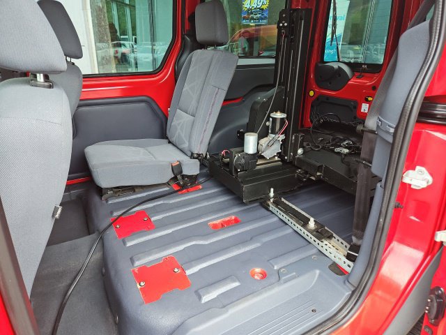 Used 2011 Ford Transit Connect XLT Premium FWD image 23