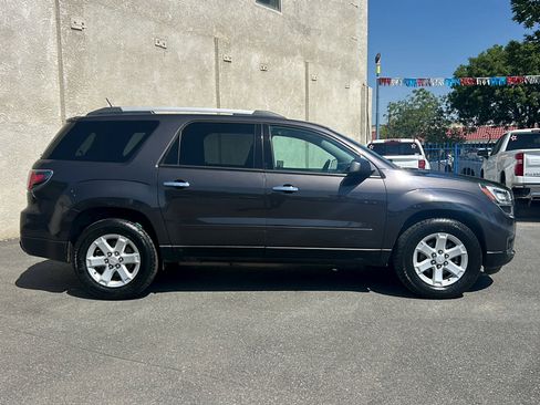 Used 2015 GMC Acadia SLE FWD image 3