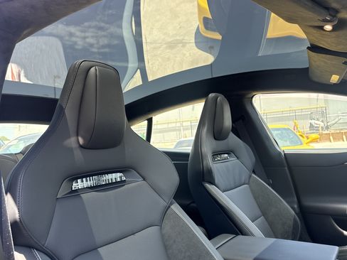 Used 2026 Tesla Model S Plaid AWD/4WD image 11